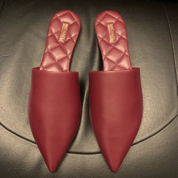 RENEE FLEX SLIDES - Picture 2 of 4